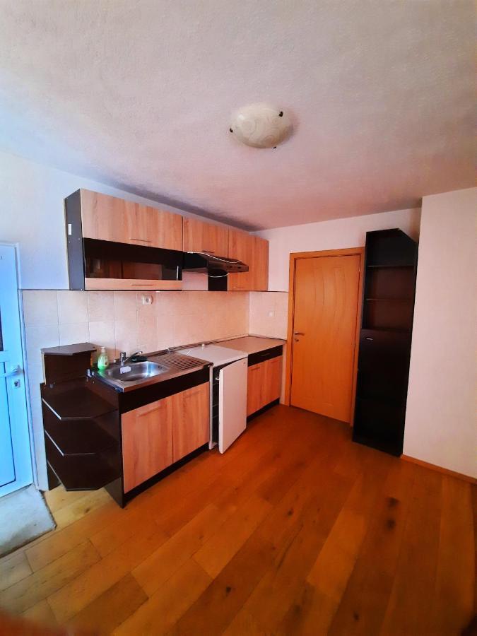 Guesthouse Classic 도스파트 외부 사진